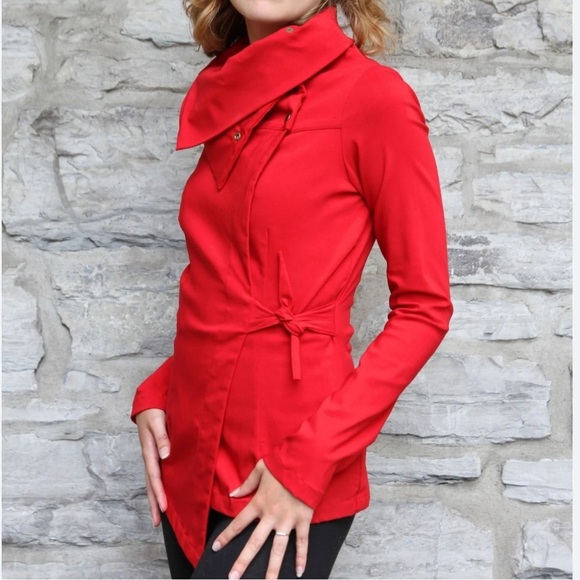[L]Melow by Melissa Bolduc Stylish Red ISABEAU JACKET Asymmetrical CA NWOT - Picture 3 of 12